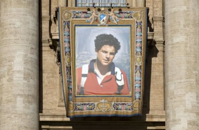 Carlo Acutis ya es el primer santo milenial
