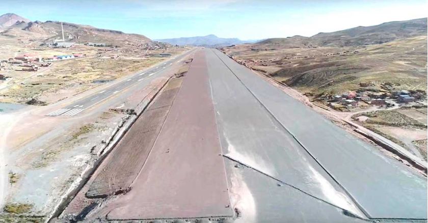 Retoman obras de construcción en el aeropuerto de Potosí