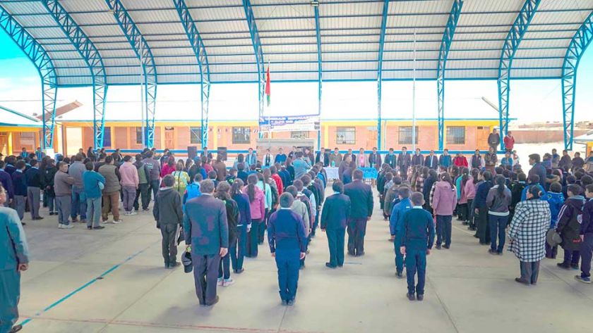 Mantienen horario de invierno para los estudiantes en Potosí