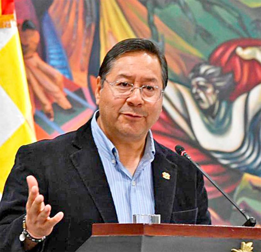 Brenda Lafuente pide asistencia familiar de  Bs 8.000 al Presidente