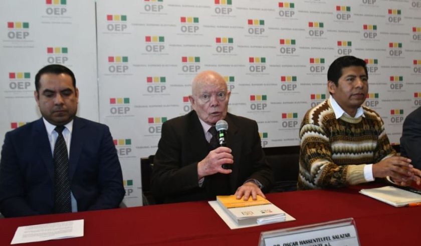El TSE rechaza denuncias de “fraude”, exige respeto y defiende imparcialidad