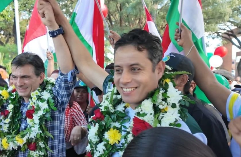 Edman Lara alerta a sus seguidores: “Cuidemos el voto y estemos preparados para todo”
