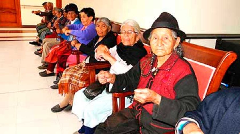 Centros de acogida atienden a 75 adultos mayores abandonados