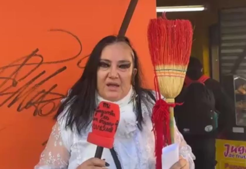 Formalizan solicitud para que la activista María Galindo sea moderadora de los debates de cara al balotaje