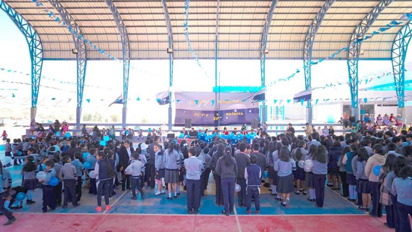 Instan a familias a hacer desempeño de los escolares
