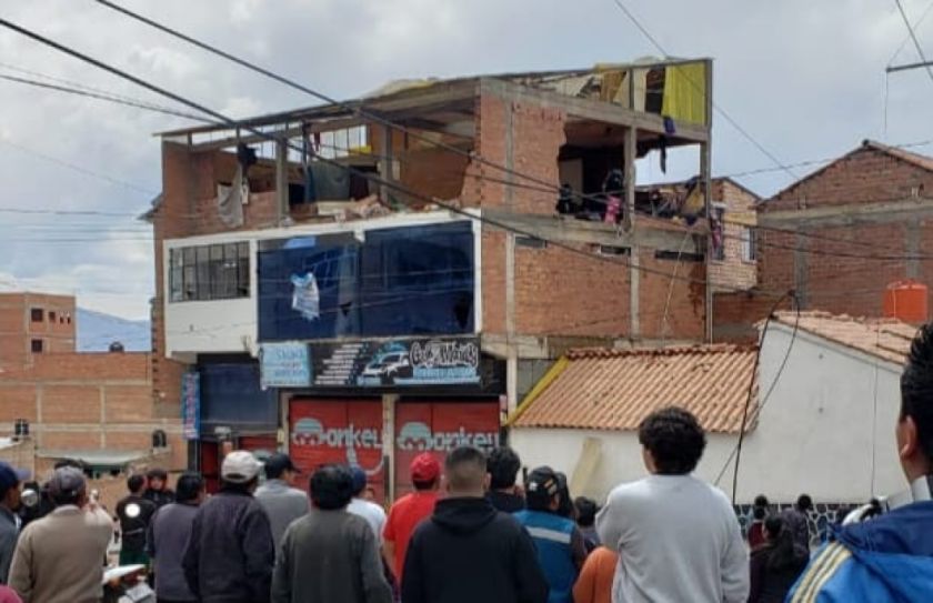 URGENTE: Explosión en Sauna causa destrozos y corte de energía