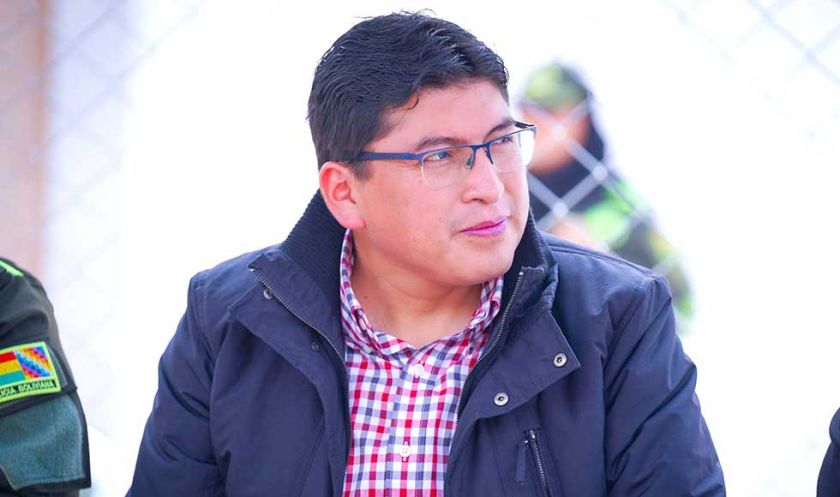 Gobernador pide garantizar áreas de trabajo para la migración de mineros