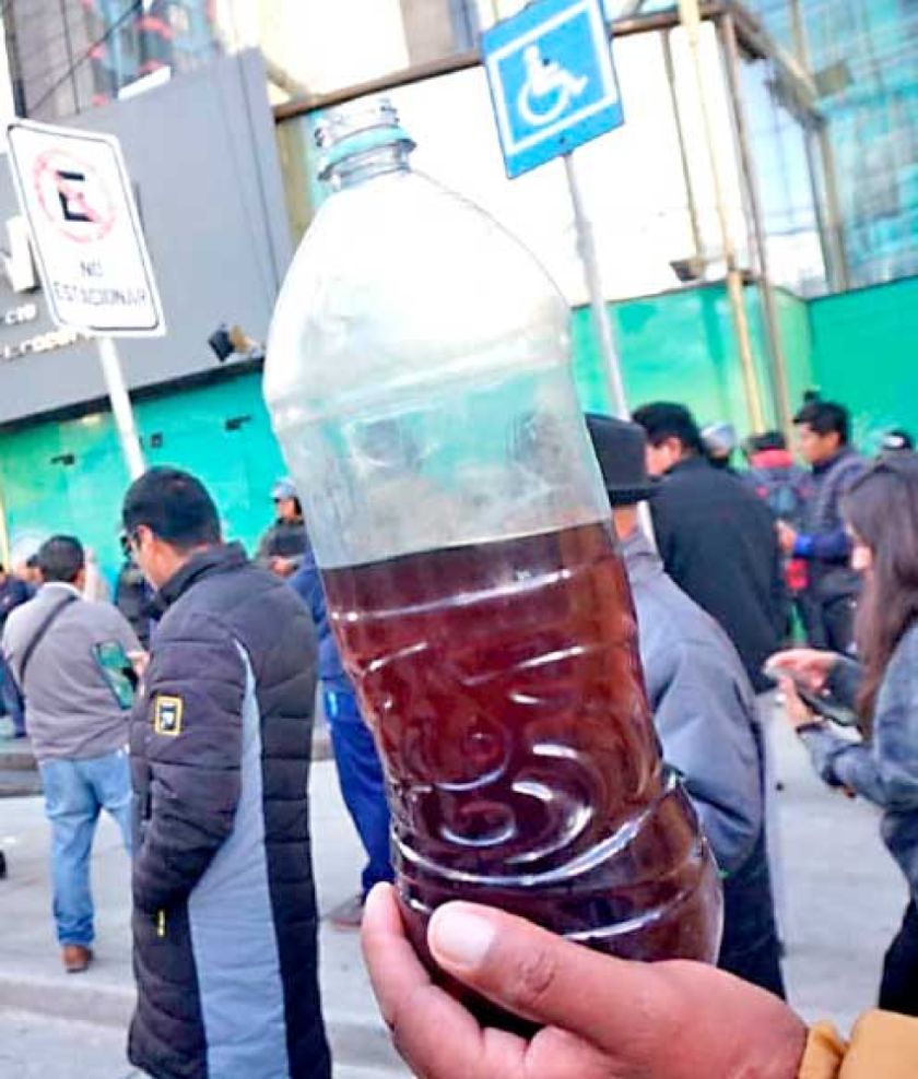 Piden resarcimiento por “mala calidad”: Gasolina