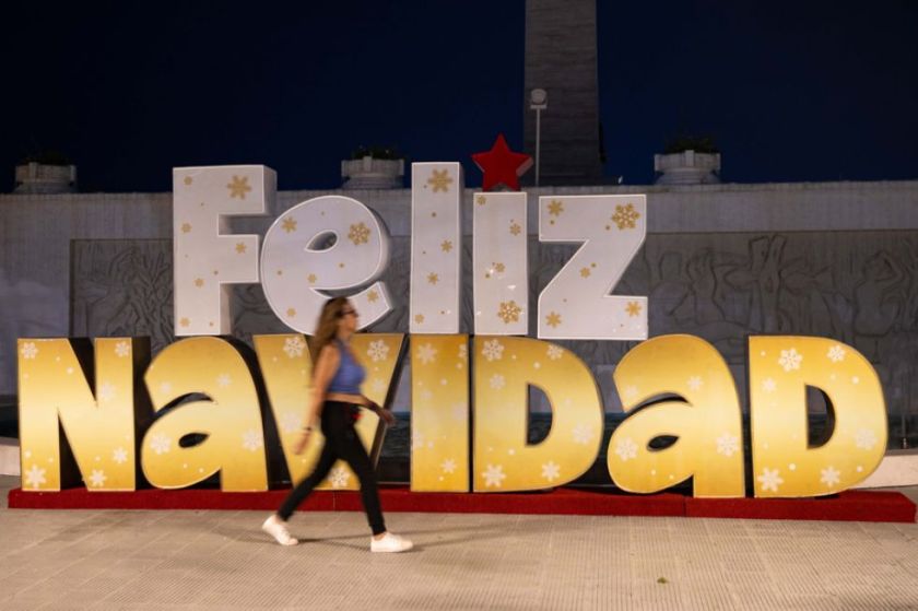 Venezolanos reciben una Navidad nuevamente adelantada por Nicolás Maduro