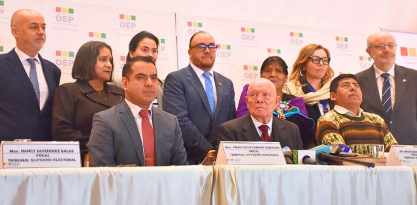 TSE rechaza denuncia de “fraude” y advierte intentos de desconocer resultados y suspender el balotaje