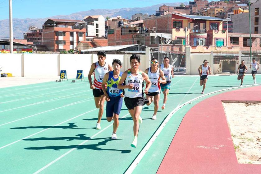 Garibay regresa a la pista como campeón