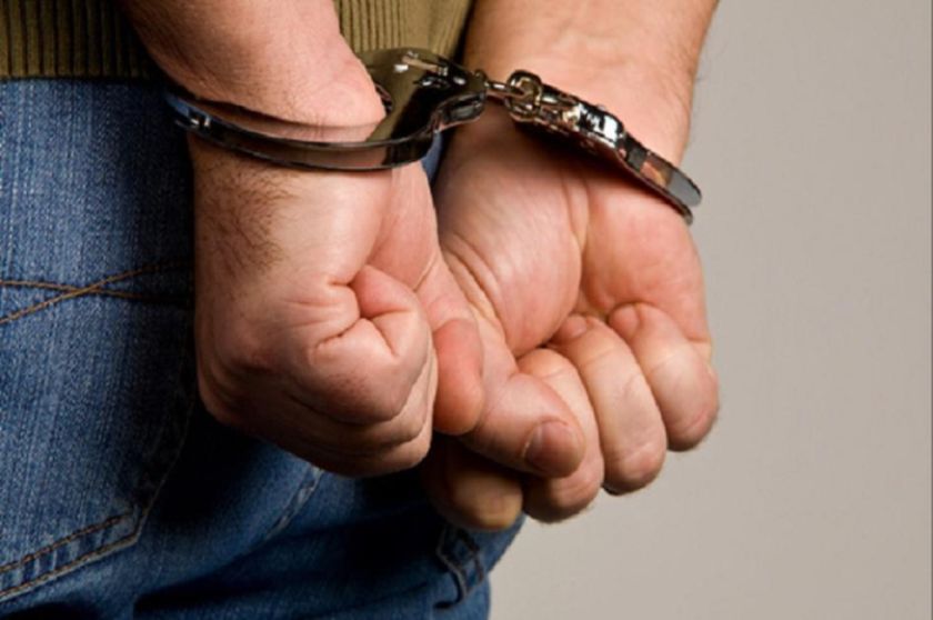Una joven logró huir tras permanecer 14 días retenida por un hombre de 52