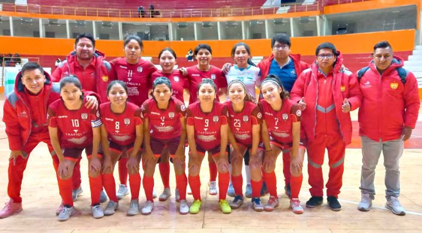 El Club Calderón se prepara para jugar la segunda fecha de la Liga Femenina de Futsal