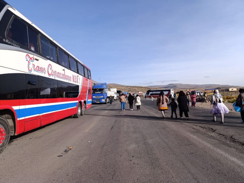 Determinan cuarto intermedio en Ventilla, en la vía Potosí Oruro
