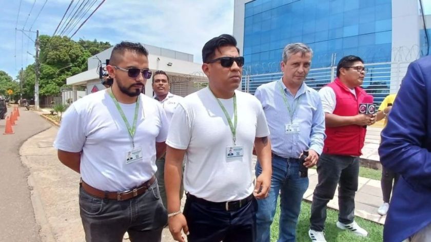 Fiscalía allana oficinas de YPFB en Santa Cruz en investigación contra su presidente Armin Dorgathen