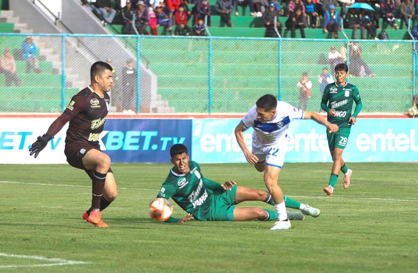 GV San José aplasta a Oriente Petrolero