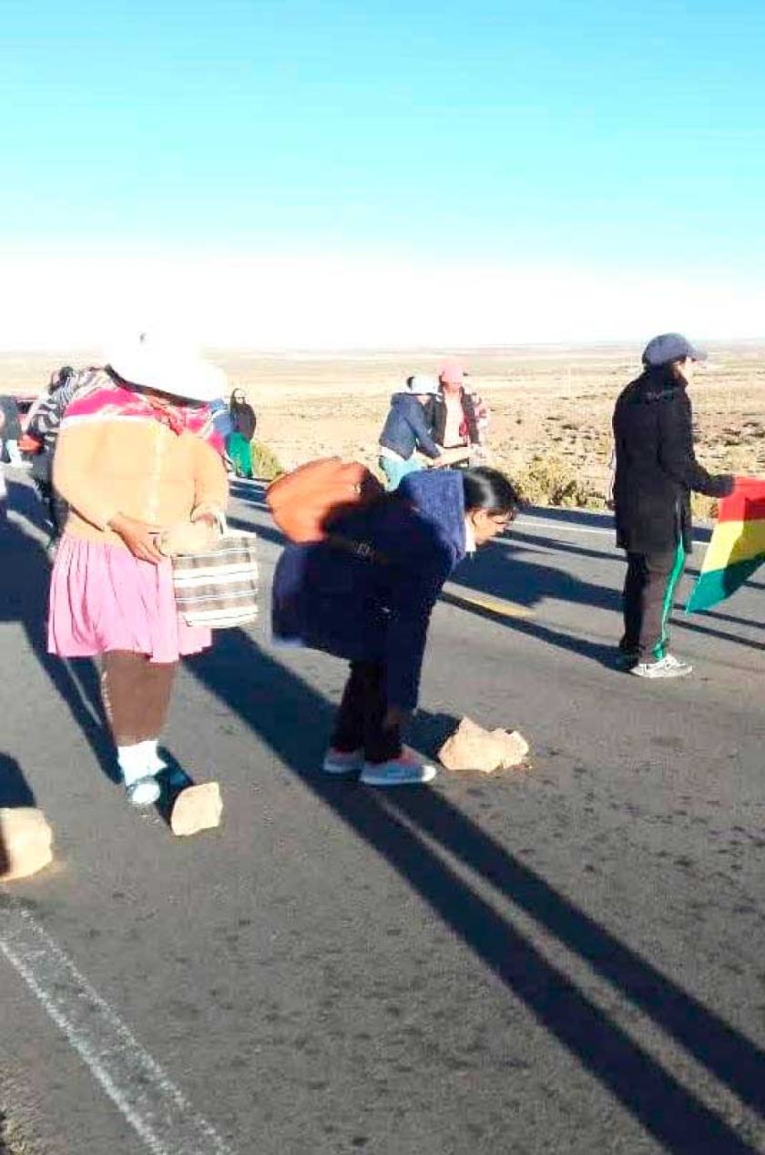 Se normaliza el tráfico de vehículos  hacia Uyuni