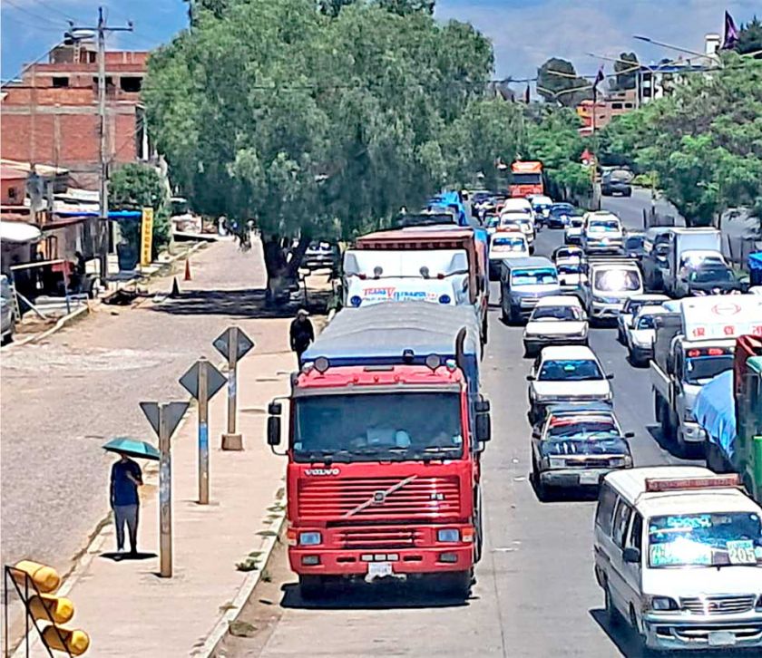 Ministro: Hay recursos para  combustible hasta fin de año