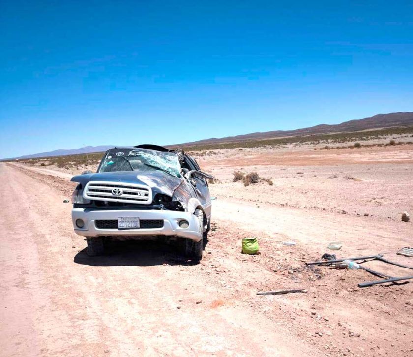 Un vuelco en la ruta Uyuni a San Cristóbal deja 2 heridos 