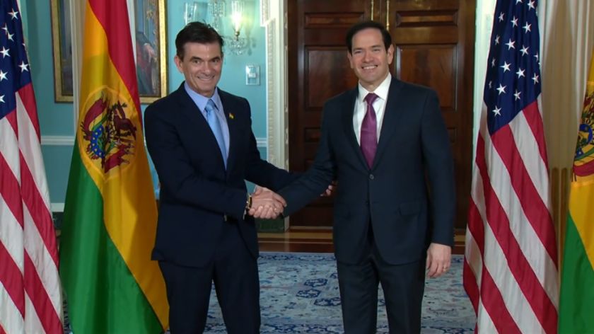 Rodrigo Paz se reúne con Marco Rubio en Estados Unidos