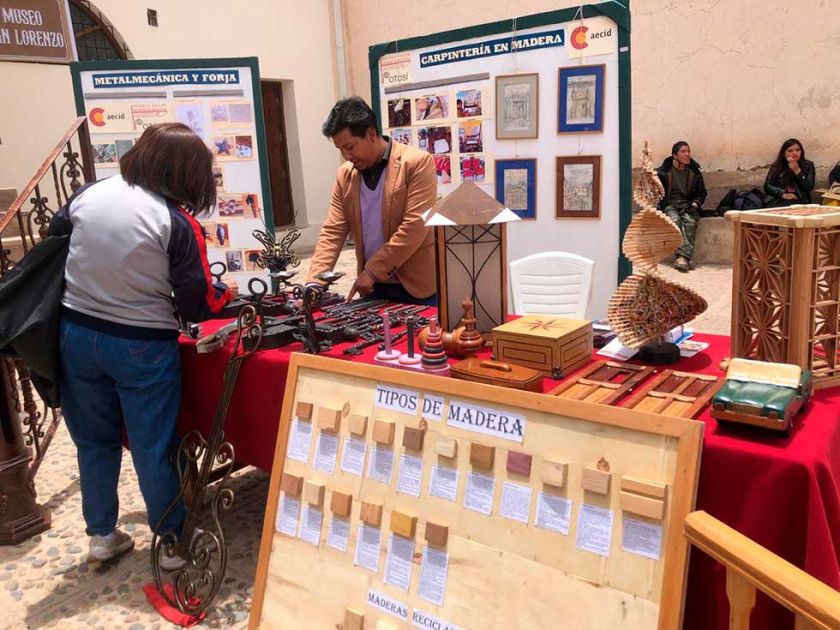 Escuela taller prepara egreso de nuevos profesionales en Potosí