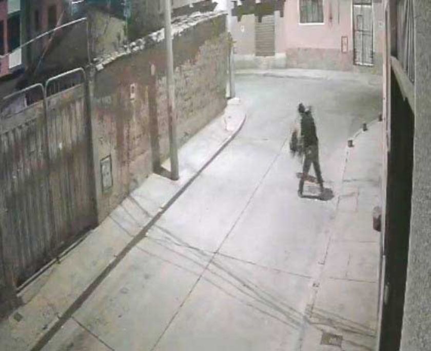 Un niño es agredido por un  joven ebrio en el Distrito 2
