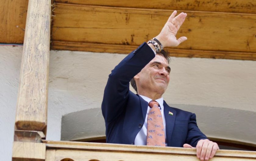 Desde la “capital de la libertad”, Paz convoca a la unidad y anuncia un “gobierno firme”