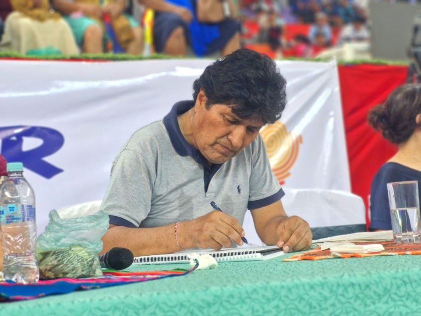 Mientras se encuentre vigente, ratifican que la Policía cumplirá la aprehensión contra Evo Morales