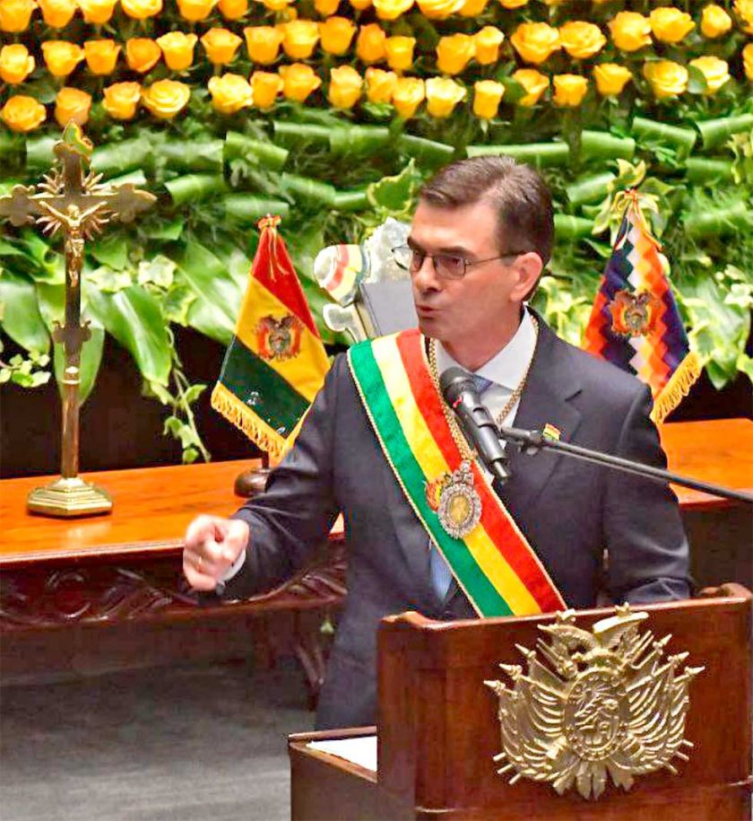 Paz convoca a un acuerdo contra el “Estado-tranca”