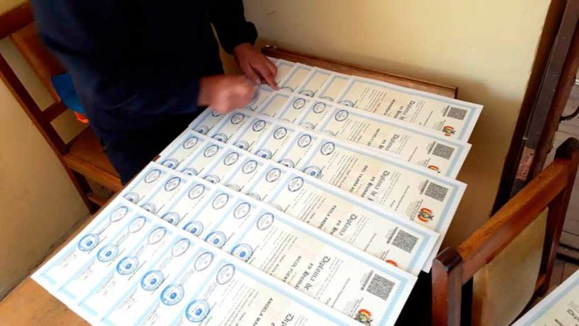 Sistematizan calificaciones de futuros bachilleres