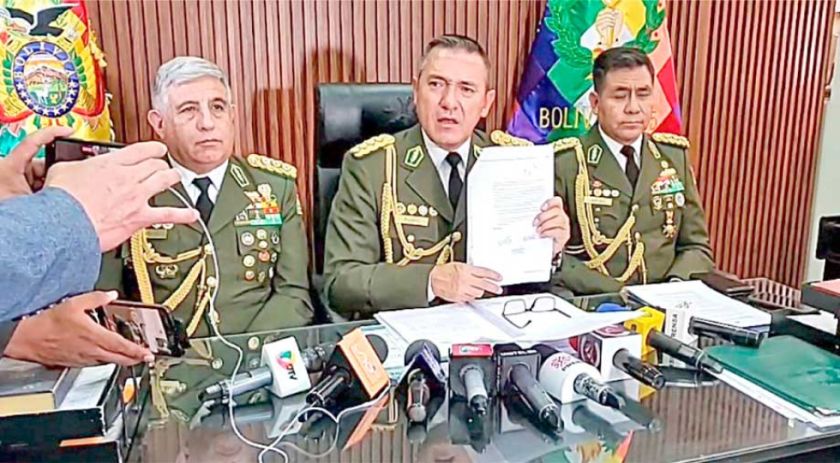 Russo rechaza acusación y espera decisión de Paz