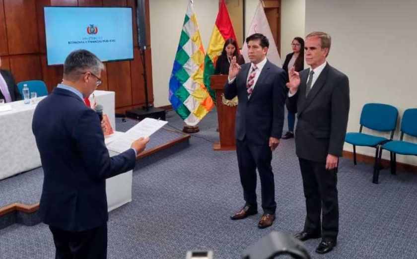 Juran las nuevas autoridades de la Gestora y de la ASFI