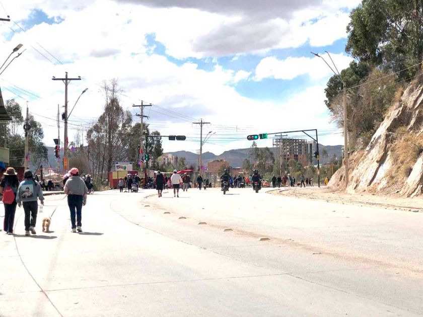 Alistan el último Día del Peatón en Potosí