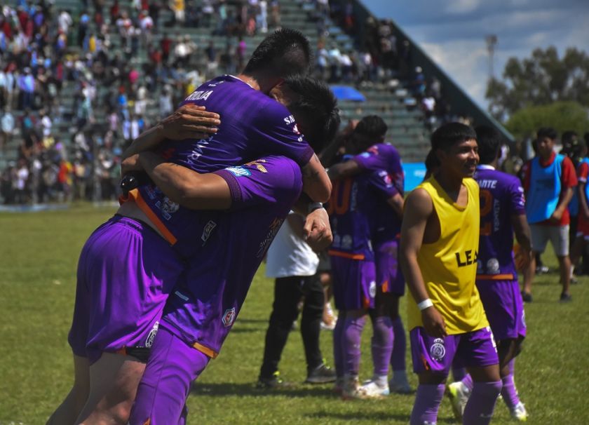 Real Potosí y San Juan FC luchan por subir a la División Profesional