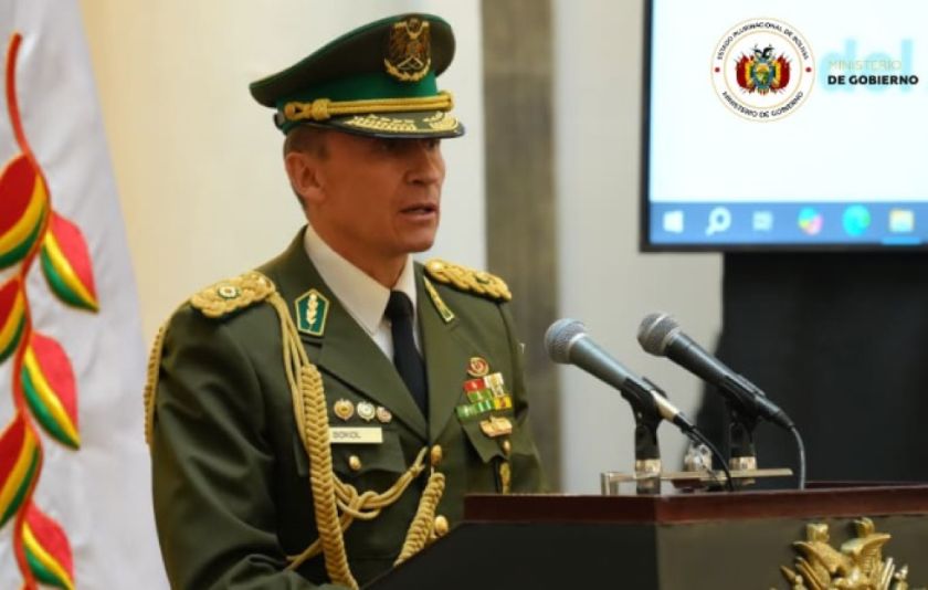 ‘Creo que hay vientos de cambio’: Lara expresa su respaldo al nuevo Comandante de la Policía