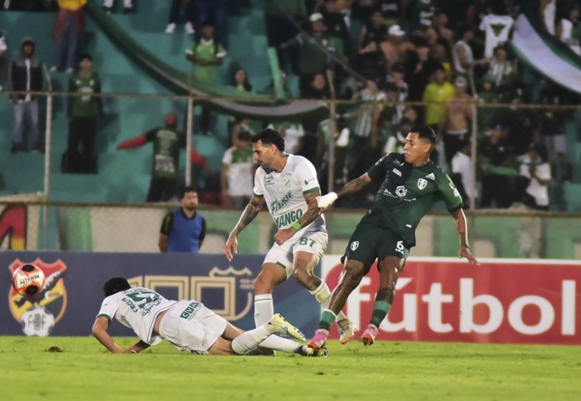 Real Tomayapo le cae a Oriente Petrolero con un “combazo”