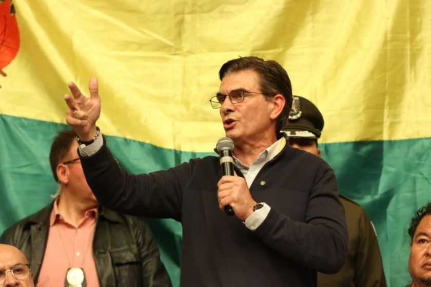 Paz anuncia suspensión de aranceles para tecnología: “No vas a tener que meter teléfonos de contrabando”
