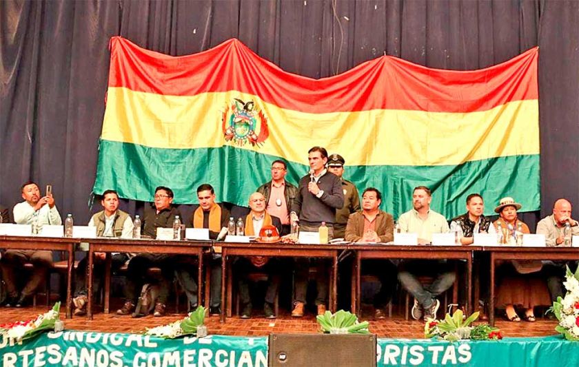 Paz confirma “arancel cero” para equipos tecnológicos importados