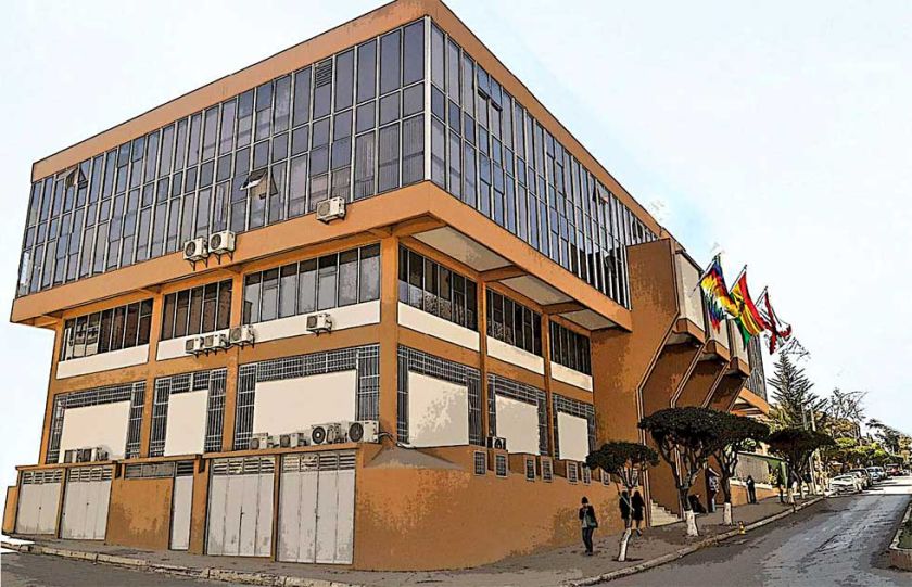Amalia Laura: Prorrogados  no querían irse hasta 2030
