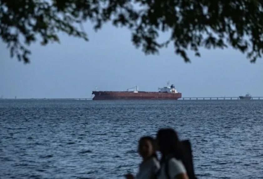 Trump ordena el bloqueo total a los petroleros sancionados que entren y salgan de Venezuela