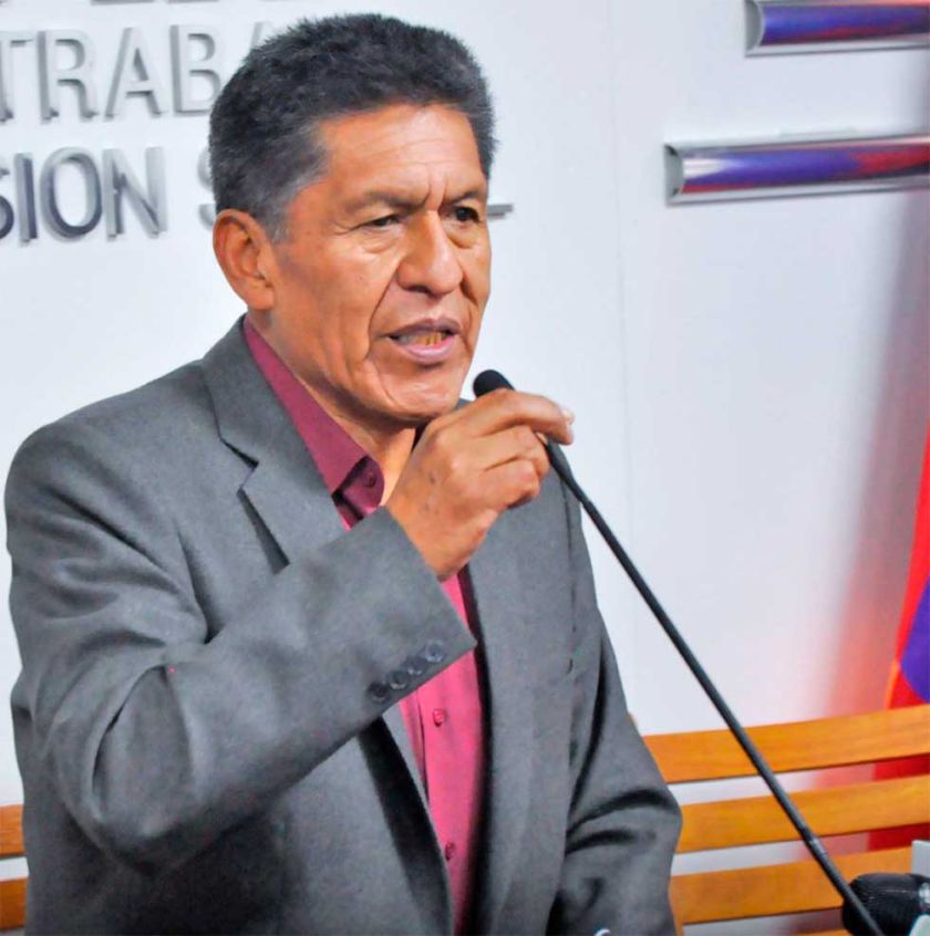 Subvención: Gobierno ve 70% de apoyo al decreto 