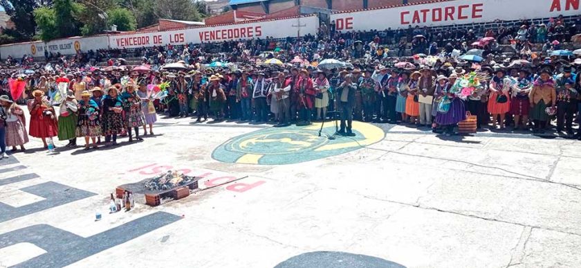 Piden trabajar por la unidad a autoridades  originarias en Potosí