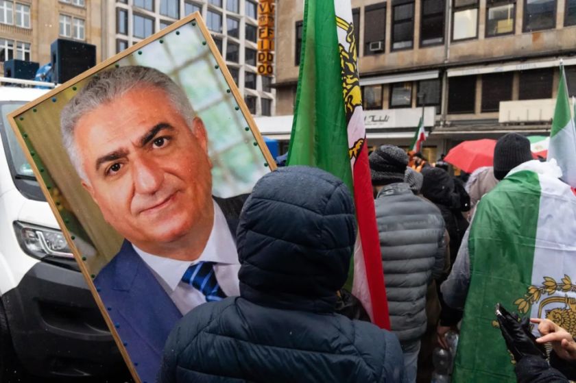 Presidente de Irán: «El enemigo ha traído terroristas entrenados al país»