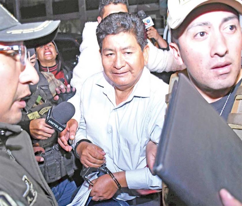 La Fiscalía advierte  a los funcionarios públicos corruptos