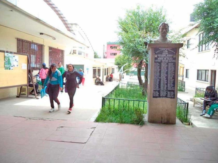ESFM: Bachilleres consultaron sobre reducción de carreras