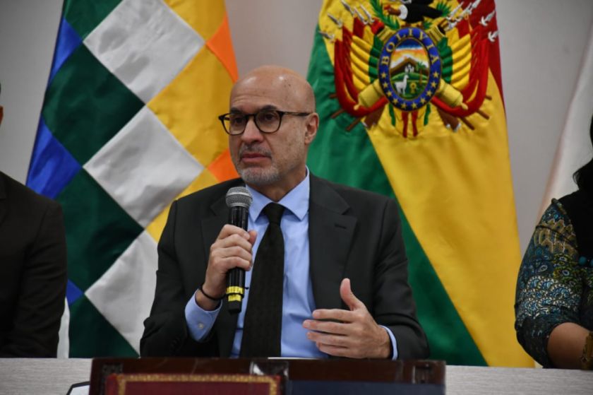 Gobierno respalda ley contra los bloqueos y aboga por el debate