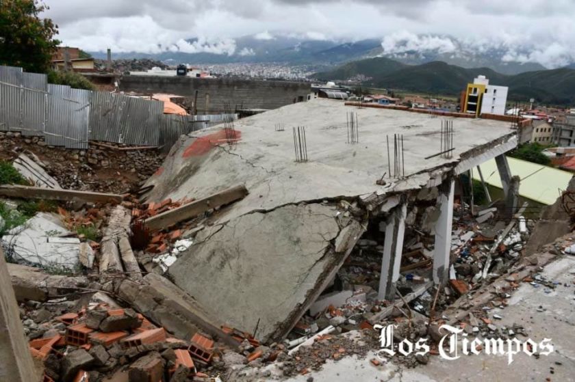 Deslizamientos en la zona sur de Cochabamba deja más de 80 familias afectadas
