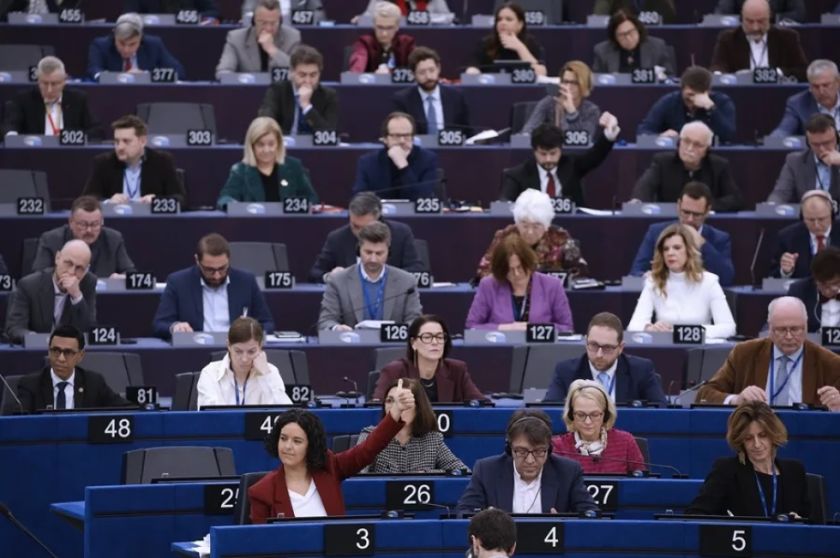 La Eurocámara paraliza el acuerdo comercial con EEUU tras las amenazas de Trump