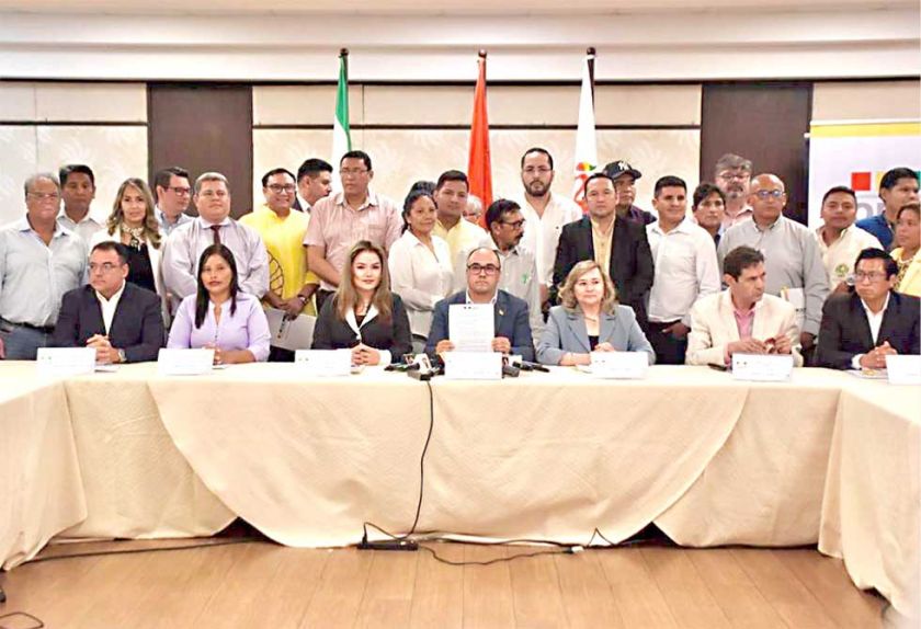 Partidos suscriben compromiso para acatar resultados