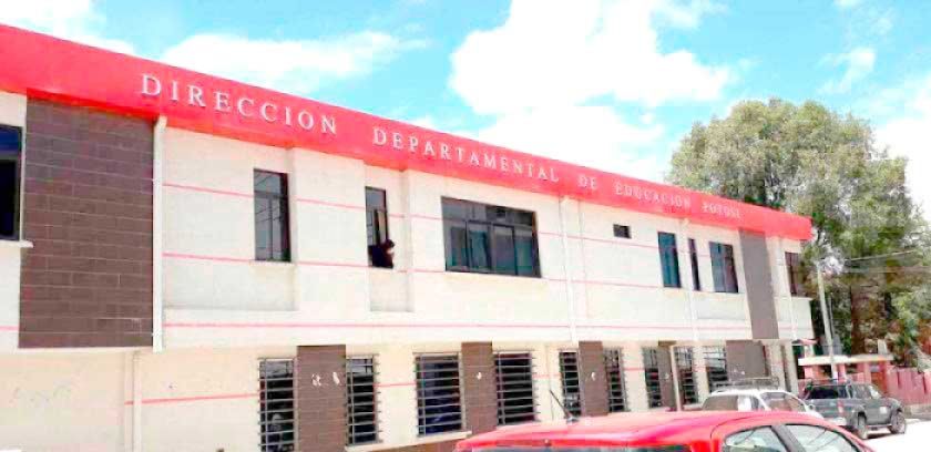 Aumento de pensiones educativas:  procesan a establecimiento privado